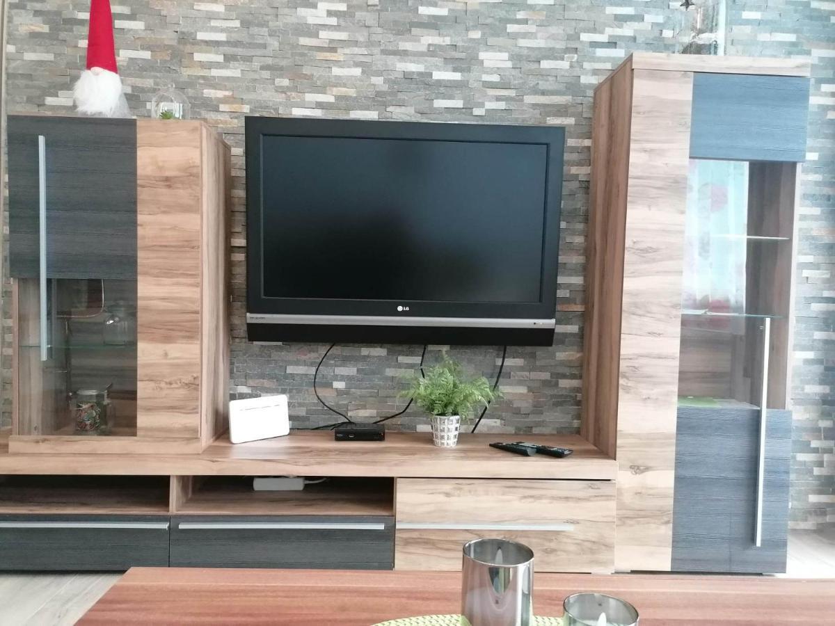 Apartma Angi Apartment โอเบอร์ทราวน์ ภายนอก รูปภาพ